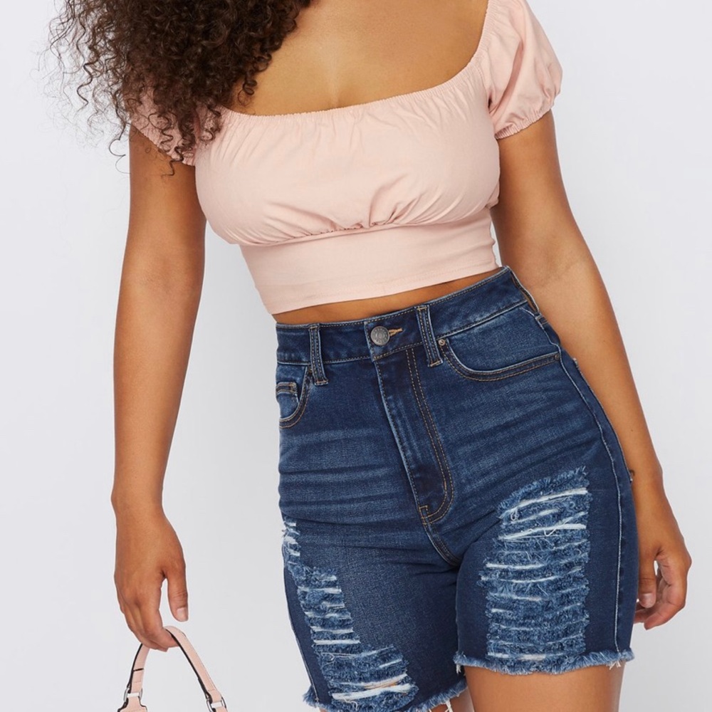 NWT Charlotte Russe High Rise Distressed Cali